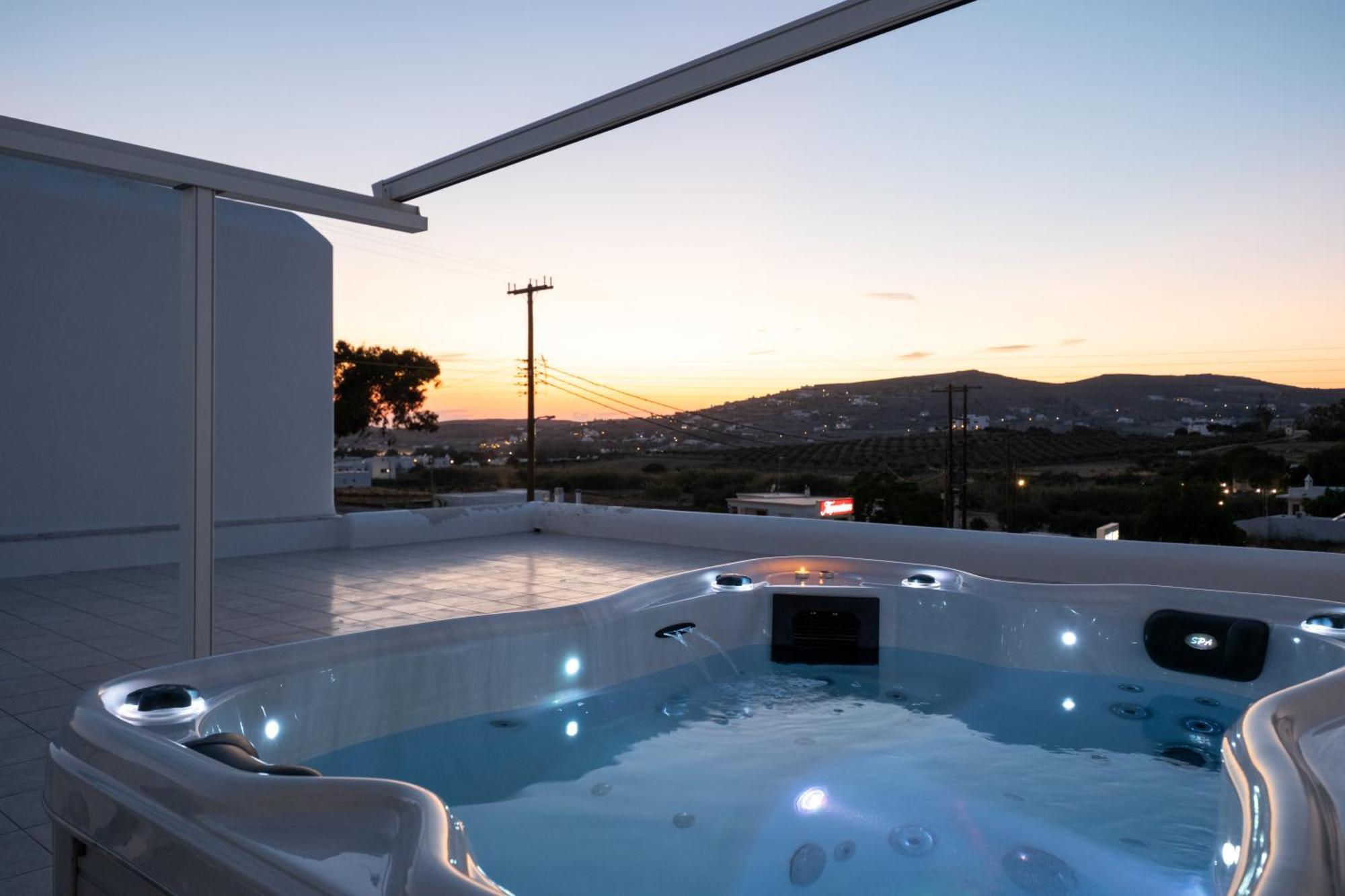 Panos Parikia Apartament
